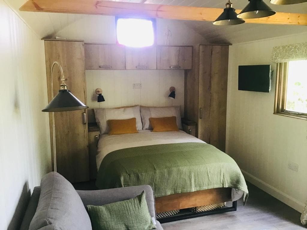 Accommodation at The Hut in the Orchard @ Yorecroft in aysgarth