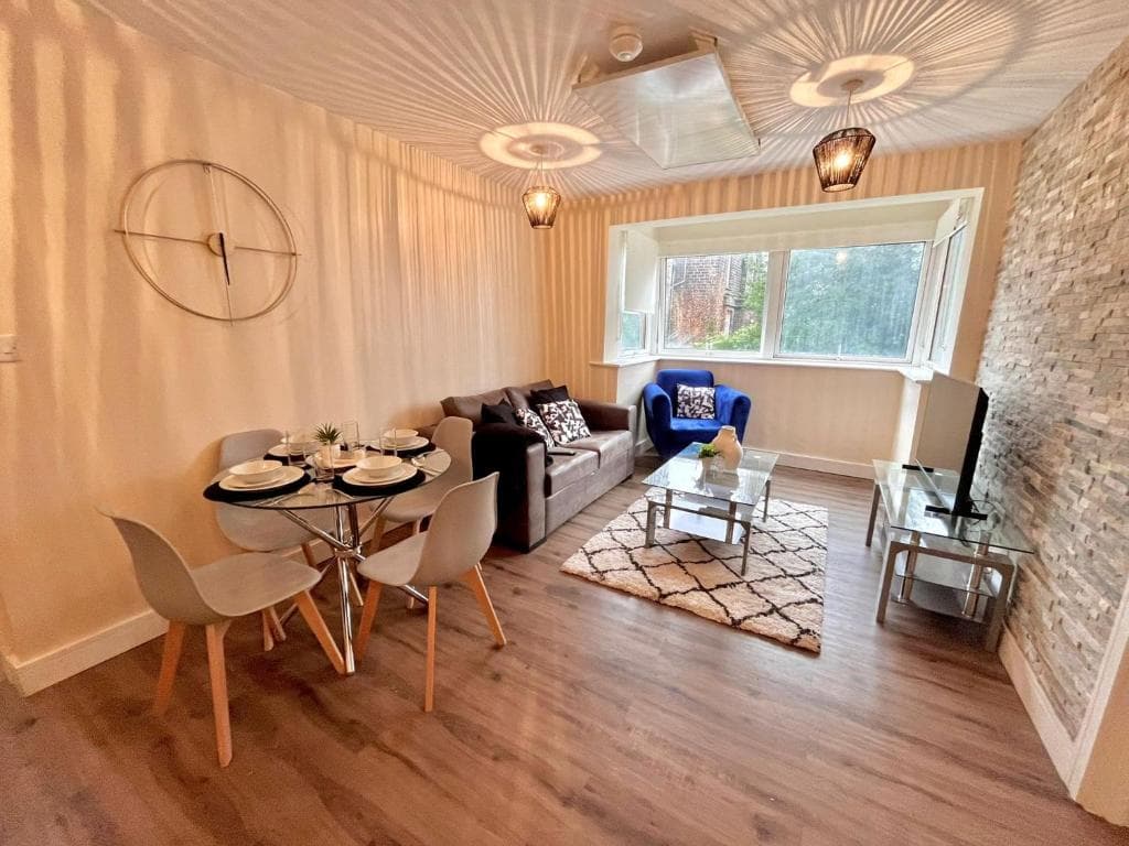 Accommodation at Spacious 2 bedroom Catterick Flat Free Off Parking in rotherham