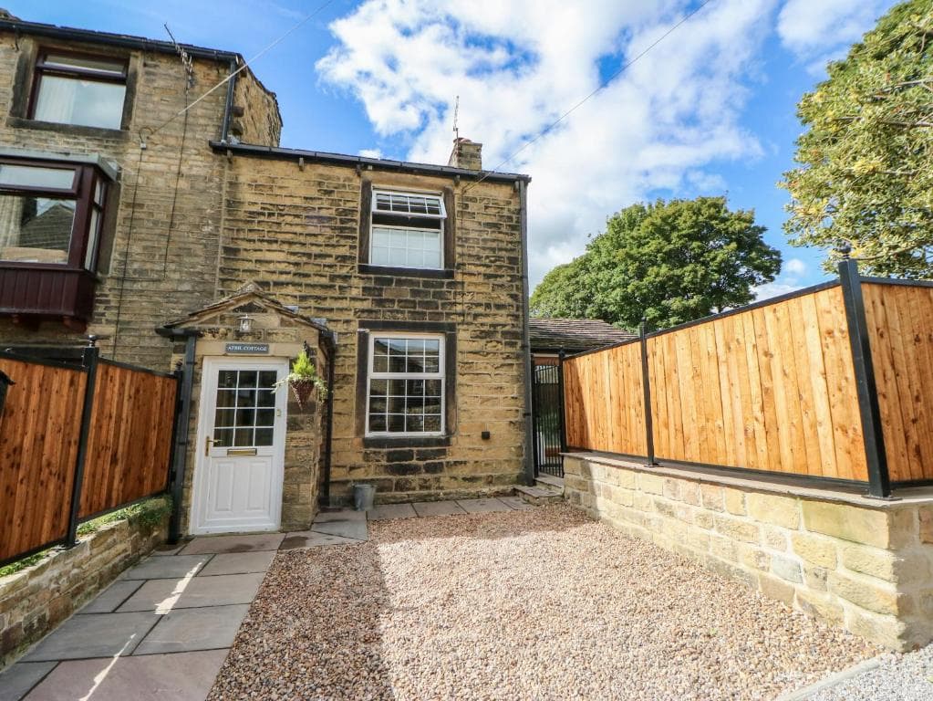 Accommodation at April Cottage in keighley