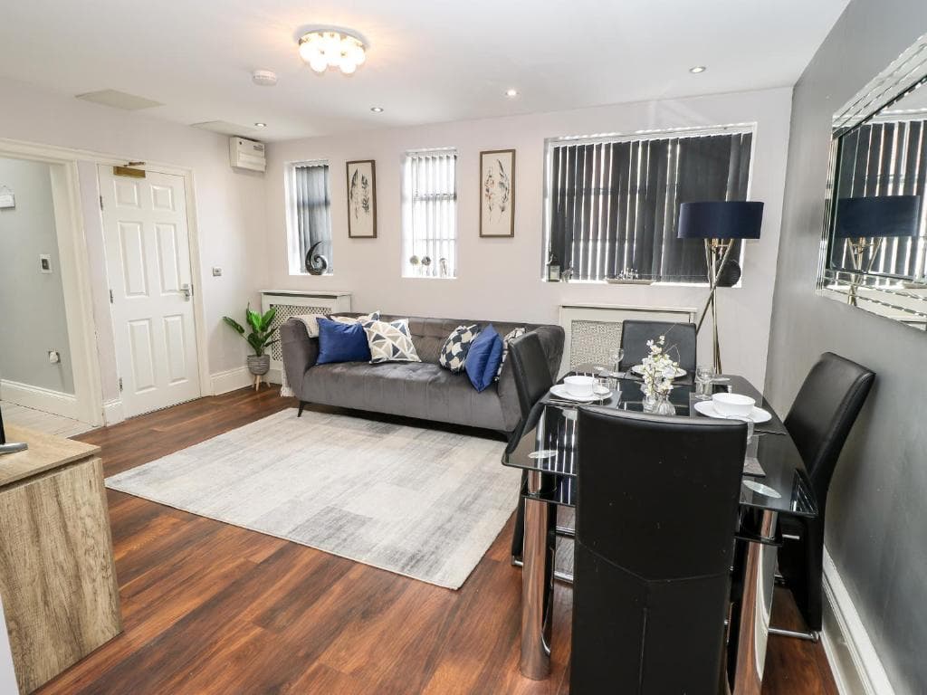 Accommodation at 5, St John's North Apartments in wakefield