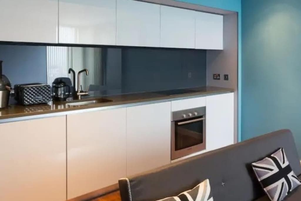 Accommodation at Luxury 2 Bed Apartment - Sheffield City Centre in sheffield