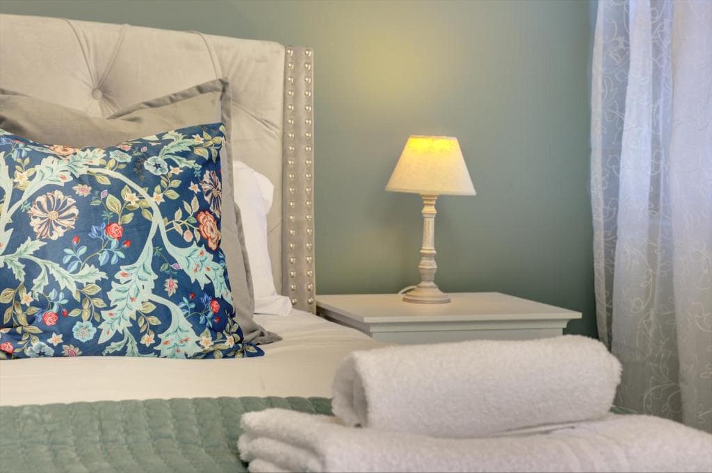 Accommodation at The Nook - A modern 2 bedroom loft with parking in ripon