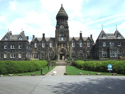 Accommodation at Hinsley Hall in leeds