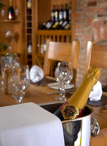 Dining at Roos Arms in roos