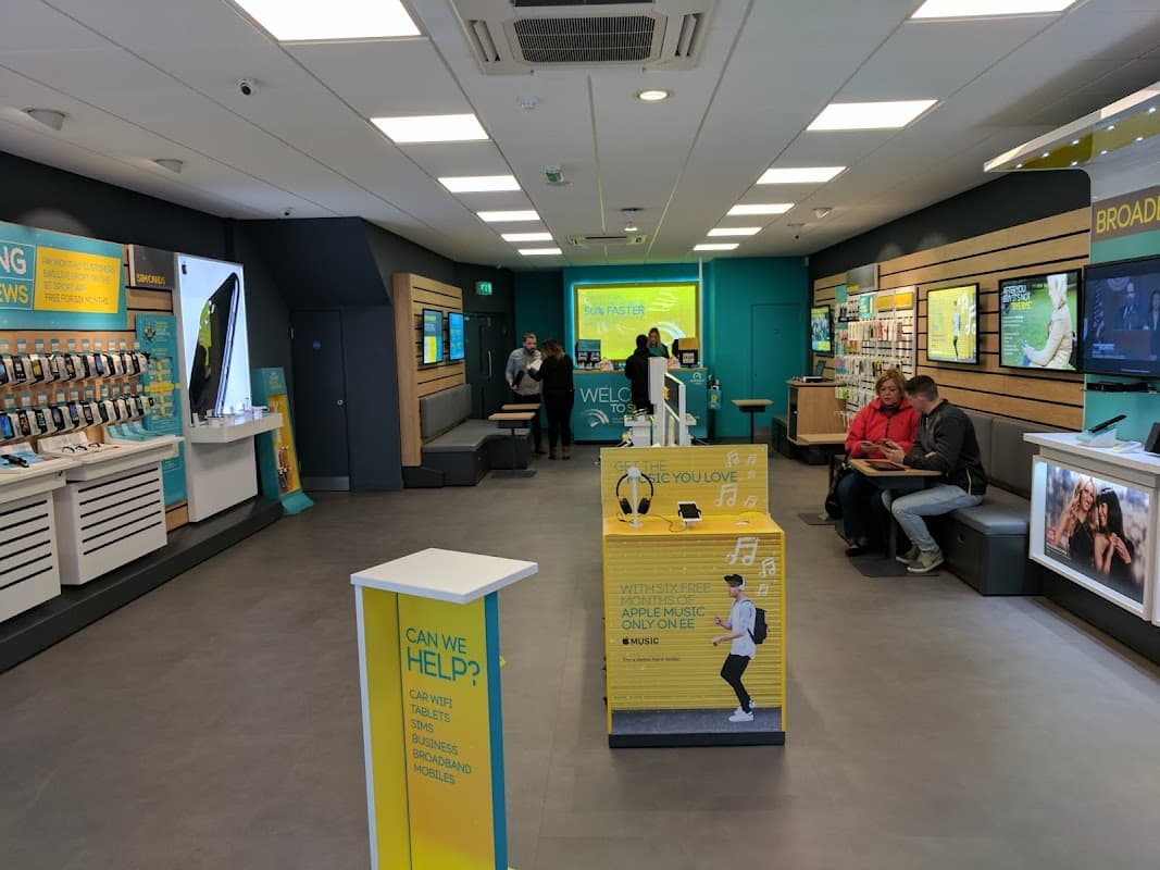 EE - Phone Shops in selby