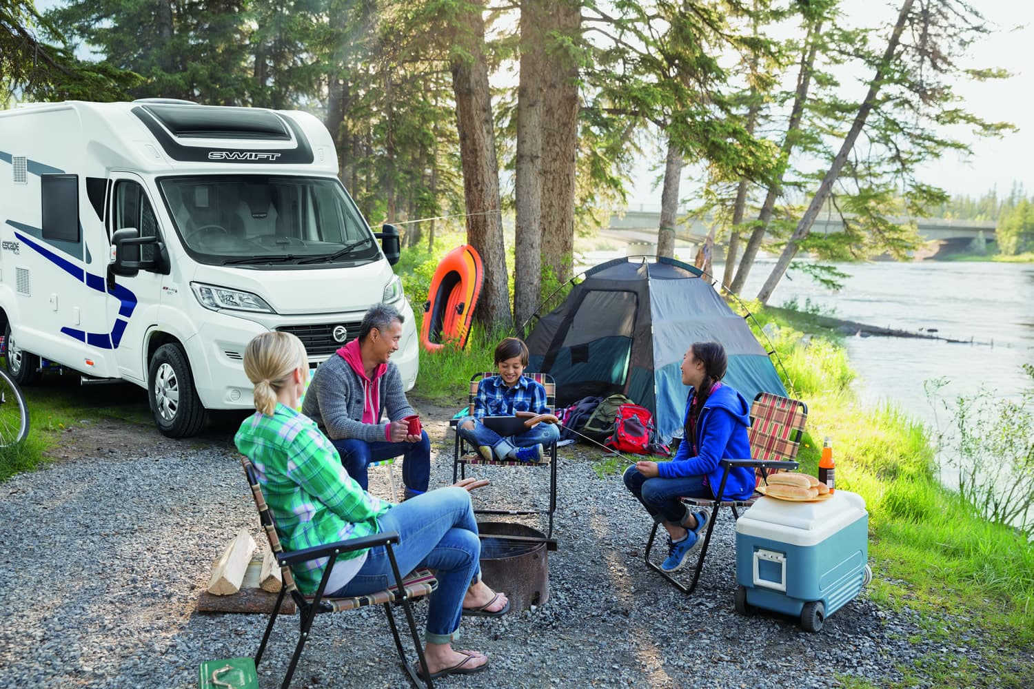 Swift Go - Glamping in woodford aerodrome