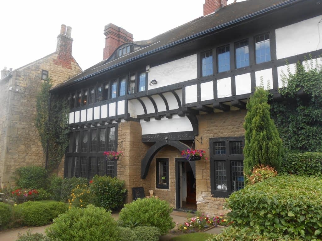 Pub The Hostel in south elmsall