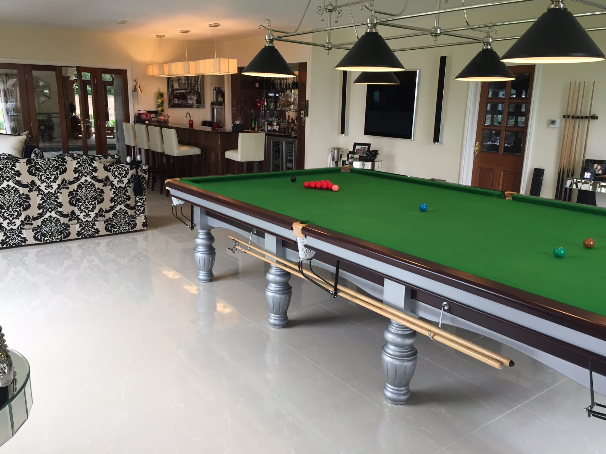 indoor- swimming pool at Truffle Lodge|Truffle Lodge back garden and conservatory||||||||