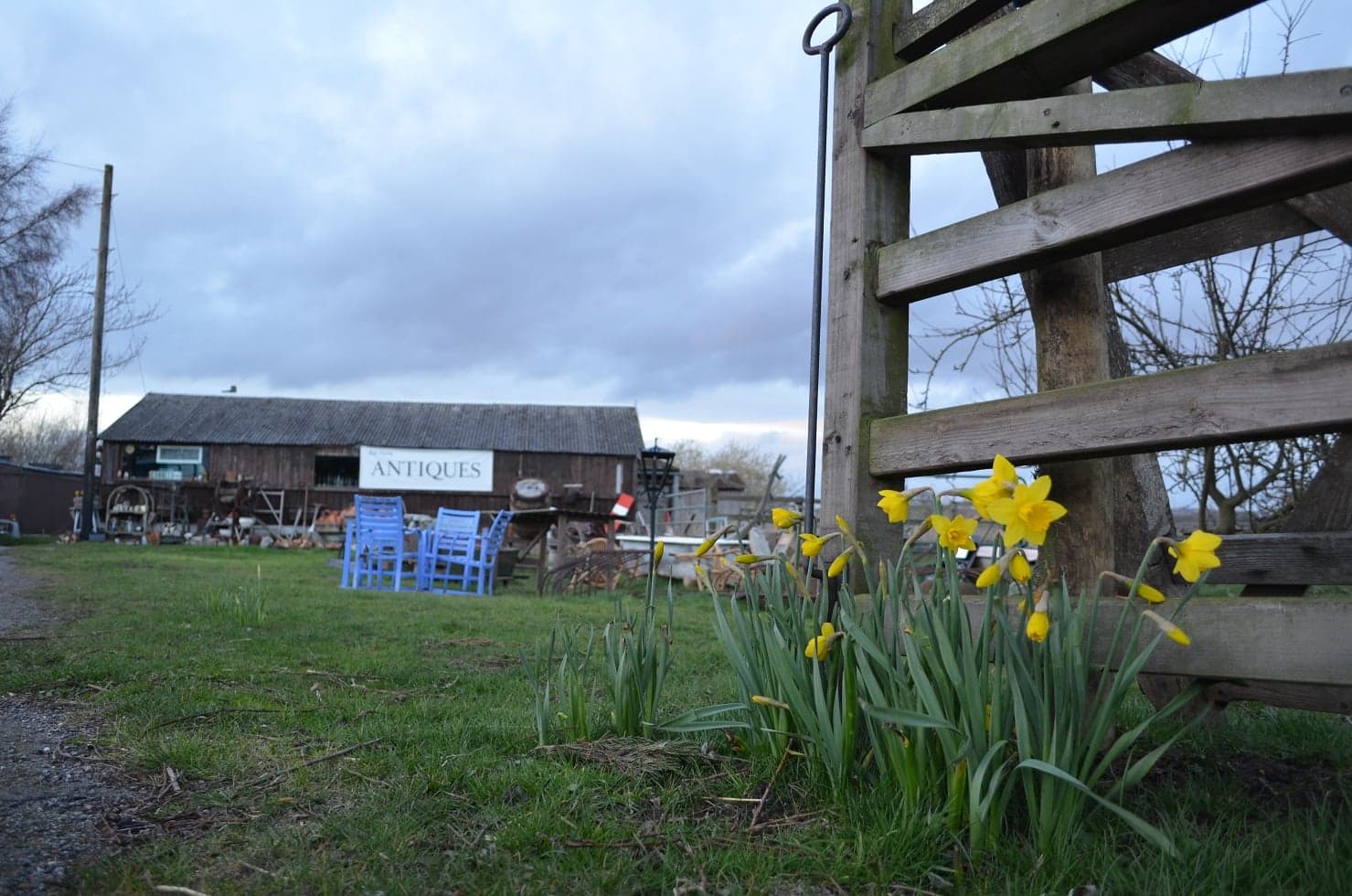 Bar Farm Antiques Image 2