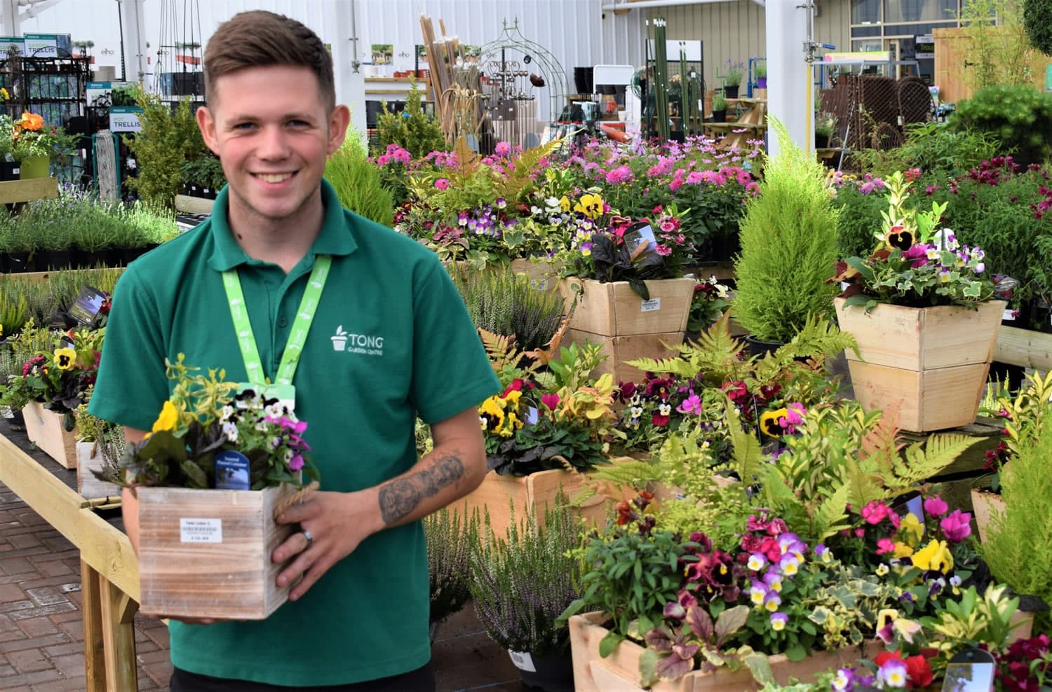 Tong Garden Centre Image 3