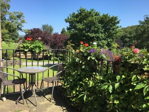 Love Cottage Image 3