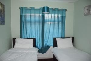 Jo Chanterlands Fairview House Image 2