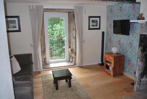 Millpond Cottage Image 2