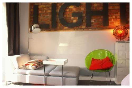 The Light Room at no.7 Image 2