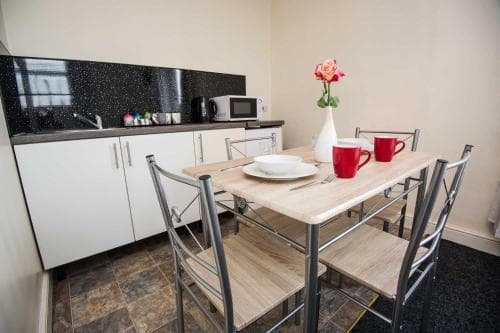 Bradford Apartments Image 2