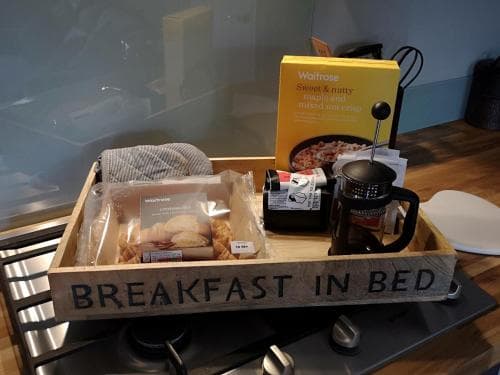 Wisteria way cottage Image 1