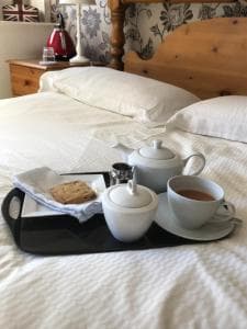 Over The Bridge Guest House Image 2