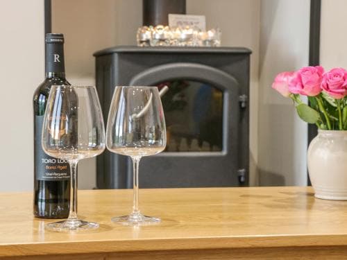 Little Acres, Selby Image 3