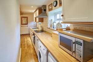 Host & Stay - Greengate Cottage Image 2