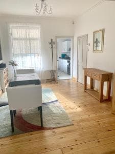 53 Wellington Street Image 3