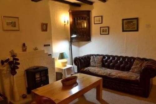 Pat's Cottage Image 3