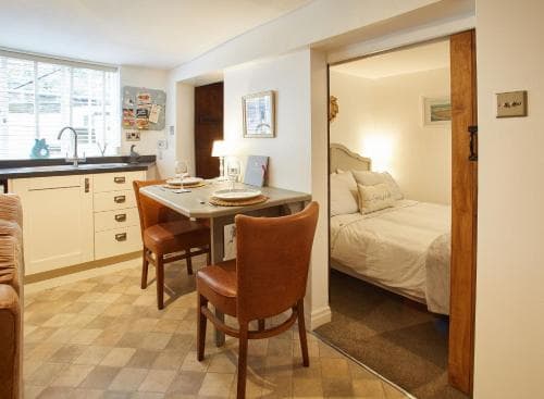 Host & Stay - Duck Down Cottage Image 9