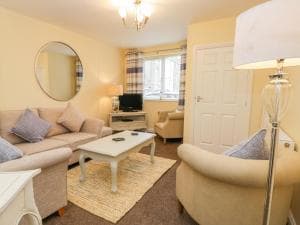 Valiant House Image 4