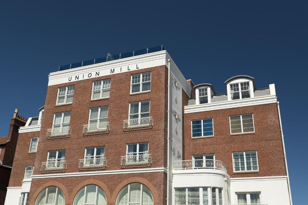 Abbey View Apartment Image 1