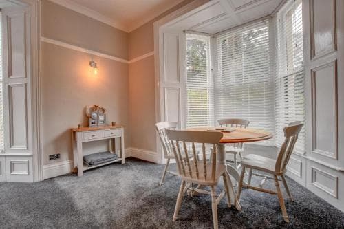 Central Park Place Image 2