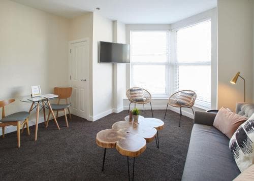 Host & Stay - West Cliff View Apartment Image 4