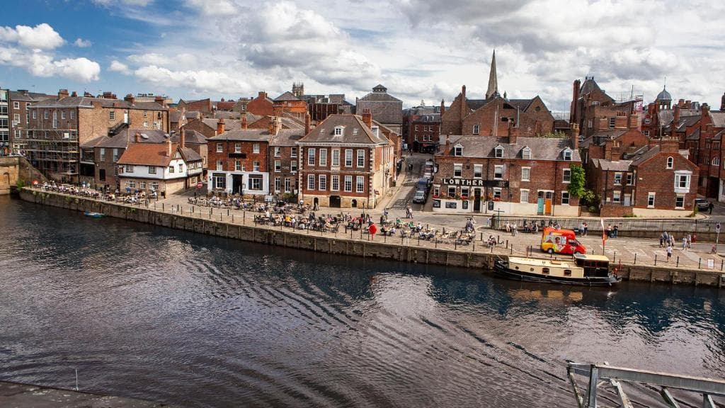 City Centre Penthouse Apartment Woodmills Quay Image 1