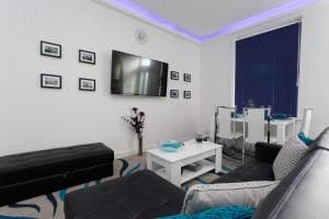 Clifton Bespoke Serviced Apartments Image 2