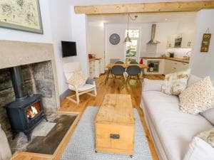 Cragside Cottage Image 1