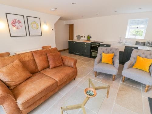 Cherry Cottage Image 10