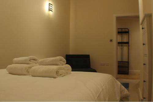 Apartment 6 Easby Hall Image 3