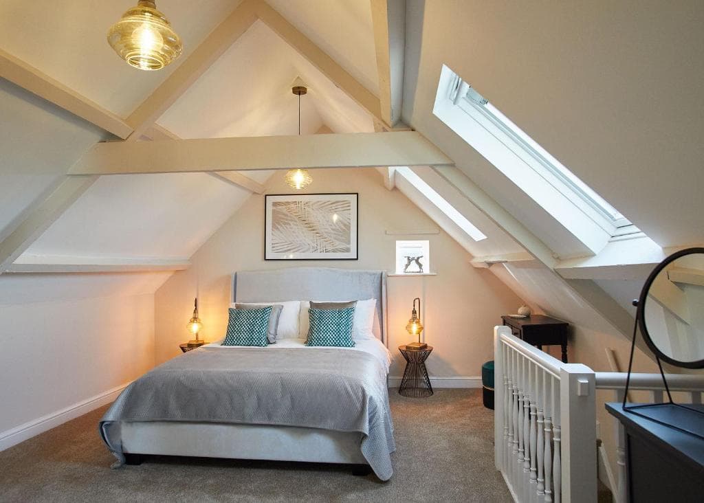 Host & Stay - Middle Farmhouse Image 3