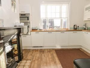 Sterling House Image 2