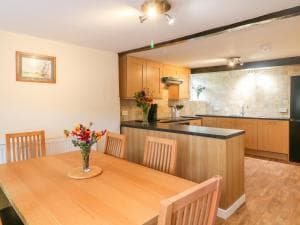 Stone Farm Cottage Image 4