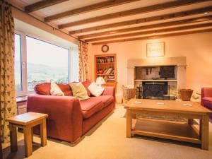 Deerclose West Farmhouse, Leyburn Image 2