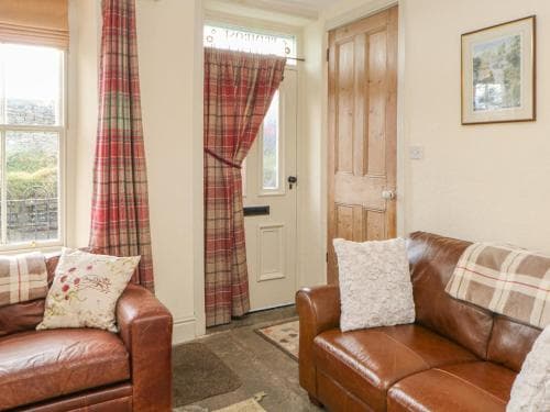 Primrose Cottage Image 3