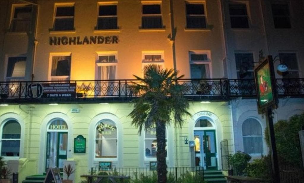 Highlander Hotel Image 1