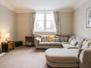 Spa Side Apartment Image 1