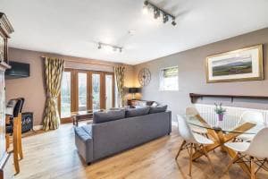 Throstle Nest Farm Image 1