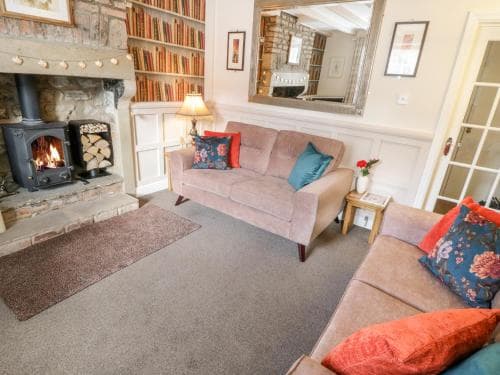 Dove Cottage Image 3