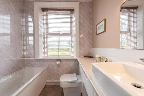 The Fox & Hounds Image 2