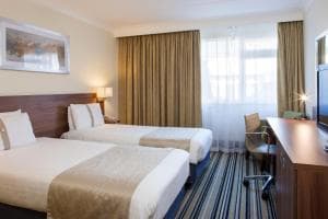 Holiday Inn Leeds-Wakefield M1 Jct40, an IHG Hotel Image 1