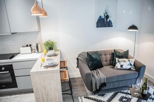 The City Chic Boutique Apartment Image 3