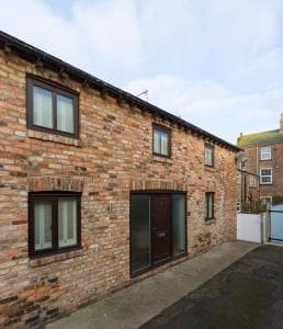 Rose Cottage, Filey Image 1