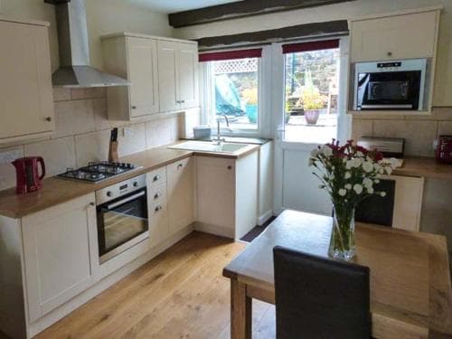 Katie's Cottage Image 2