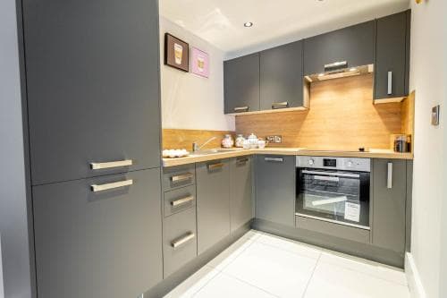 5 London Mews Image 3